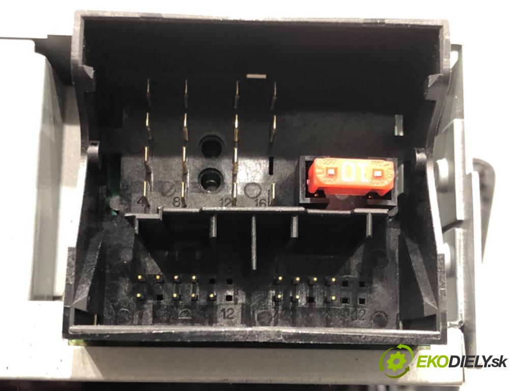 PEUGEOT 508 I (8D_) 2010 - 2018    2.0 HDi 103 kW [140 KM] olej napędowy 2010 - 2018  RADIO 9801175280 (Audio zariadenia)