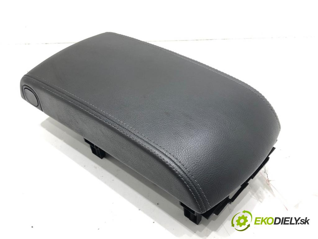 PEUGEOT 508 I (8D_) 2010 - 2018    2.0 HDi 103 kW [140 KM] olej napędowy 2010 - 2018  Lakťová opierka A10932XX (Lakťové opierky)