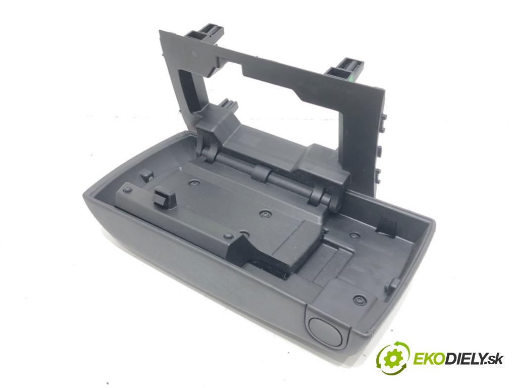 PEUGEOT 508 I (8D_) 2010 - 2018    2.0 HDi 103 kW [140 KM] olej napędowy 2010 - 2018  Lakťová opierka A10932XX (Lakťové opierky)