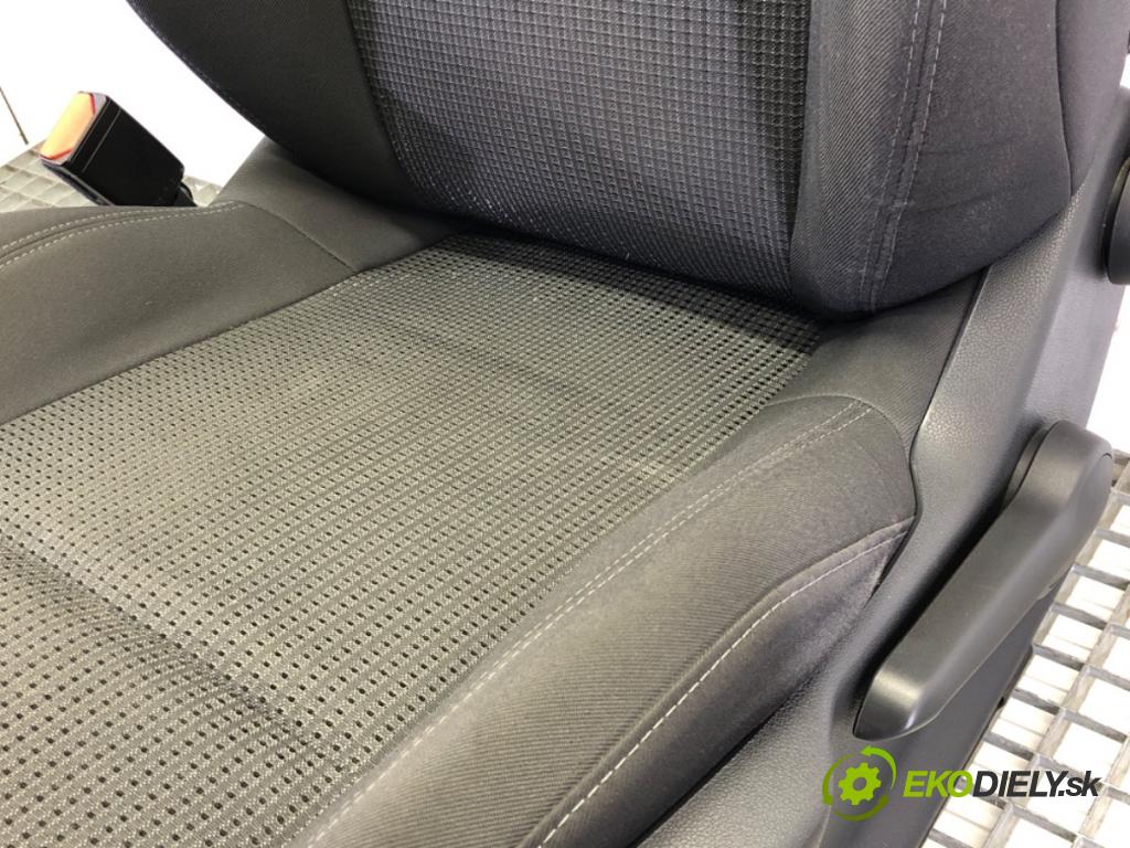PEUGEOT 508 I (8D_) 2010 - 2018    2.0 HDi 103 kW [140 KM] olej napędowy 2010 - 2018  Sedadlo ľavy predný