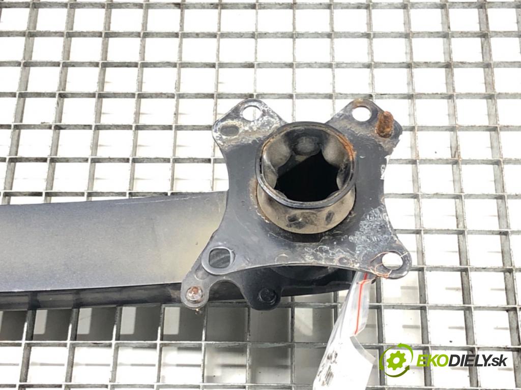 PEUGEOT 508 I (8D_) 2010 - 2018    2.0 HDi 103 kW [140 KM] olej napędowy 2010 - 2018  výztuha nárazníka přední část  (Výztuhy přední)