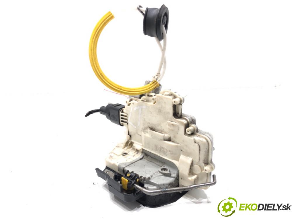 SEAT EXEO (3R2) 2008 - 2013    2.0 TDI 125 kW [170 KM] olej napędowy 2009 - 2013  zámok dveře levý zadní část 8E0839015AA