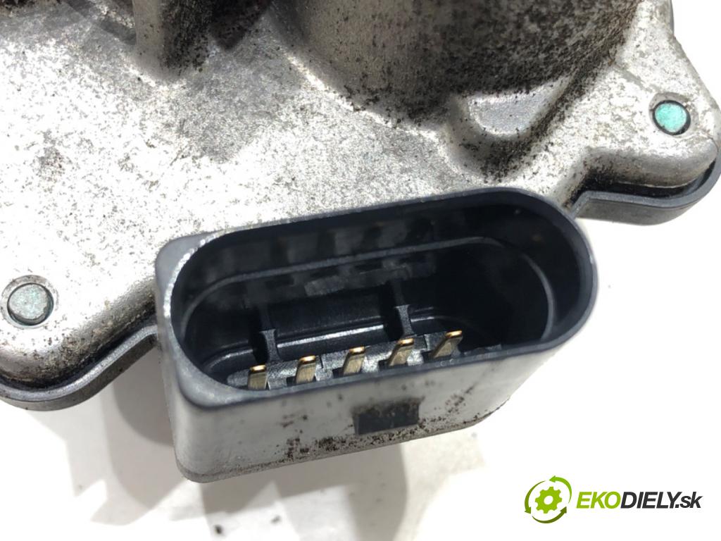 SEAT EXEO (3R2) 2008 - 2013    2.0 TDI 125 kW [170 KM] olej napędowy 2009 - 2013  nastavovač svod, potrubí 03L129086 (Ostatní)