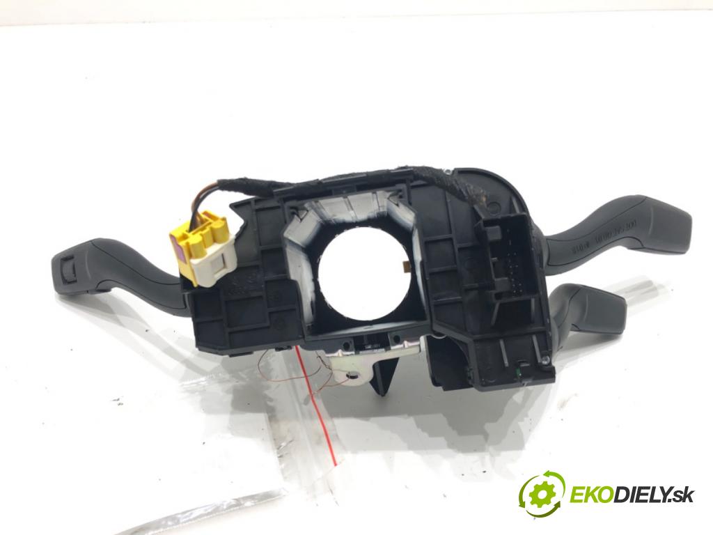 SEAT EXEO (3R2) 2008 - 2013    2.0 TDI 125 kW [170 KM] olej napędowy 2009 - 2013  Prepínač kombinovaný 8E0953549Q (Prepínače, spínače, tlačidlá a ovládače kúrenia)