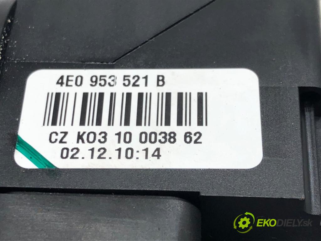 SEAT EXEO (3R2) 2008 - 2013    2.0 TDI 125 kW [170 KM] olej napędowy 2009 - 2013  Prepínač kombinovaný 8E0953549Q (Prepínače, spínače, tlačidlá a ovládače kúrenia)