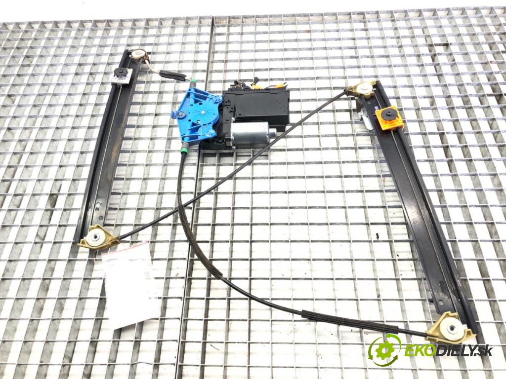 SEAT EXEO (3R2) 2008 - 2013    2.0 TDI 125 kW [170 KM] olej napędowy 2009 - 2013  mechanismus okna pravý přední část 8E0837462C