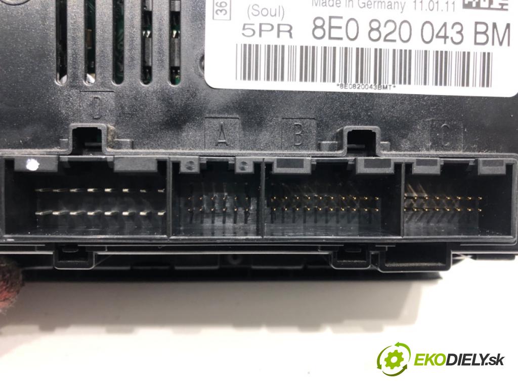 SEAT EXEO (3R2) 2008 - 2013    2.0 TDI 125 kW [170 KM] olej napędowy 2009 - 2013  Panel ovládania kúrenia 8E0820043BM (Prepínače, spínače, tlačidlá a ovládače kúrenia)