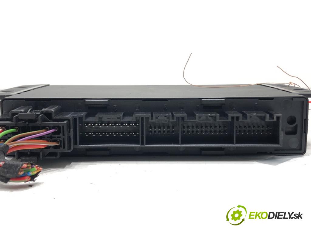 SEAT EXEO (3R2) 2008 - 2013    2.0 TDI 125 kW [170 KM] olej napędowy 2009 - 2013  Modul komfortu 8E0959433CL (Moduly komfortu)