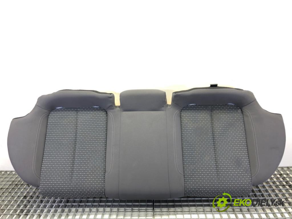 SEAT EXEO (3R2) 2008 - 2013    2.0 TDI 125 kW [170 KM] olej napędowy 2009 - 2013  Sedadlo druhý rad