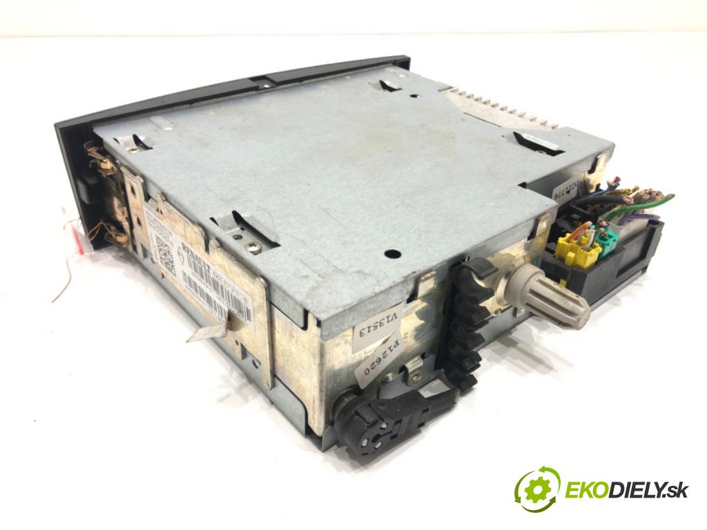 RENAULT CLIO III (BR0/1, CR0/1) 2005 - 2014    1.5 dCi (BR1C, CR1C) 76 kW [103 KM] olej napędowy 2005 - 2012  RADIO 8200607915B (Audio zariadenia)