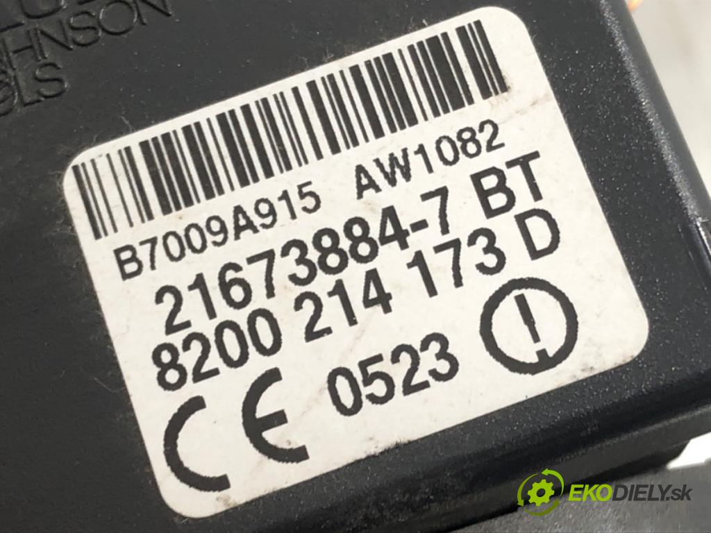 RENAULT CLIO III (BR0/1, CR0/1) 2005 - 2014    1.5 dCi (BR1C, CR1C) 76 kW [103 KM] olej napędowy 2005 - 2012  spinačka 8200214173D (Spínacie skrinky a kľúče)