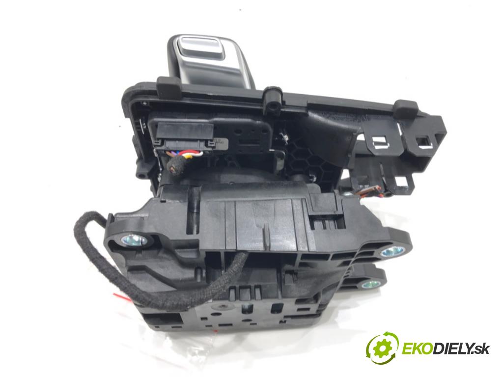 AUDI A4 Allroad B9 (8WH, 8WJ) 2016 - 2022    2.0 TFSI quattro 185 kW [252 KM] benzyna 2016 - 2022  Kulisa 8W1713041L (Rýchlostné páky / kulisy)