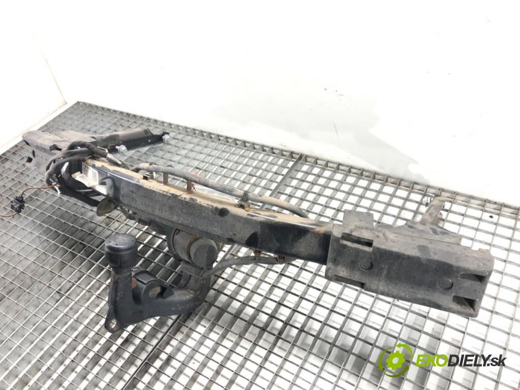 AUDI A4 Allroad B9 (8WH, 8WJ) 2016 - 2022    2.0 TFSI quattro 185 kW [252 KM] benzyna 2016 - 2022  Hák tažné zařízení 8W0800491N (Tažná zařízení)