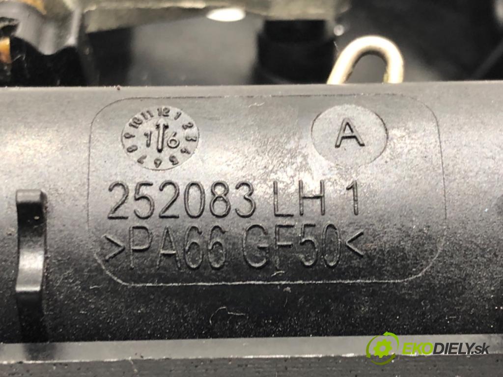 AUDI A4 Allroad B9 (8WH, 8WJ) 2016 - 2022    2.0 TFSI quattro 185 kW [252 KM] benzyna 2016 - 2022  Kľučka vonkajšia ľavy zad 8W01837811A
