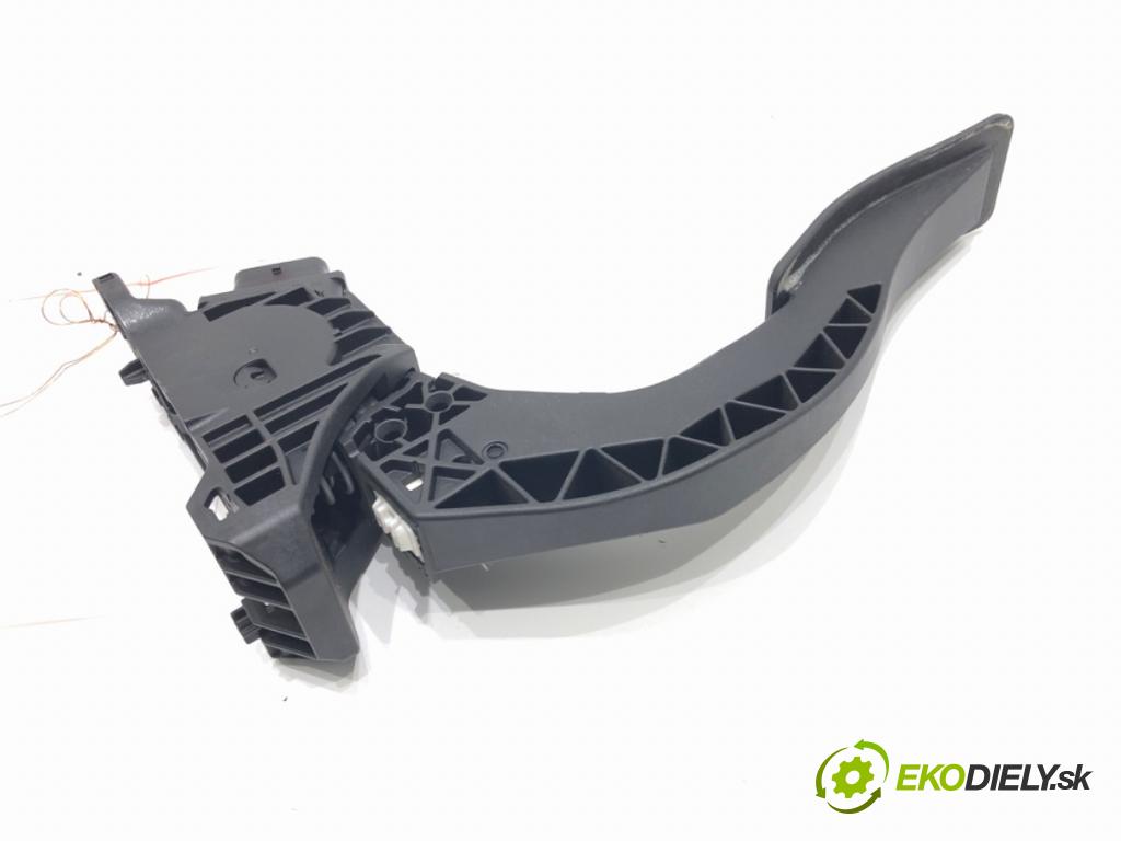 AUDI A4 Allroad B9 (8WH, 8WJ) 2016 - 2022    2.0 TFSI quattro 185 kW [252 KM] benzyna 2016 - 2022  Potenciometer plynu 8W1723523 (Pedále)