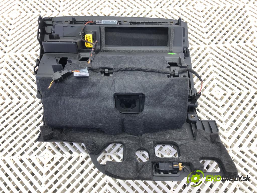 AUDI A4 Allroad B9 (8WH, 8WJ) 2016 - 2022    2.0 TFSI quattro 185 kW [252 KM] benzyna 2016 - 2022  Priehradka, kastlík spolujazdca  (Priehradky, kastlíky)