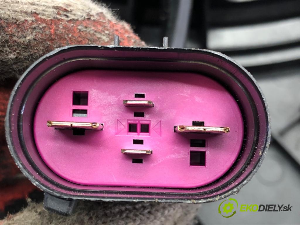 AUDI A4 Allroad B9 (8WH, 8WJ) 2016 - 2022    2.0 TFSI quattro 185 kW [252 KM] benzyna 2016 - 2022  Ventilátor chladiča 8W0959455 (Ventilátory)