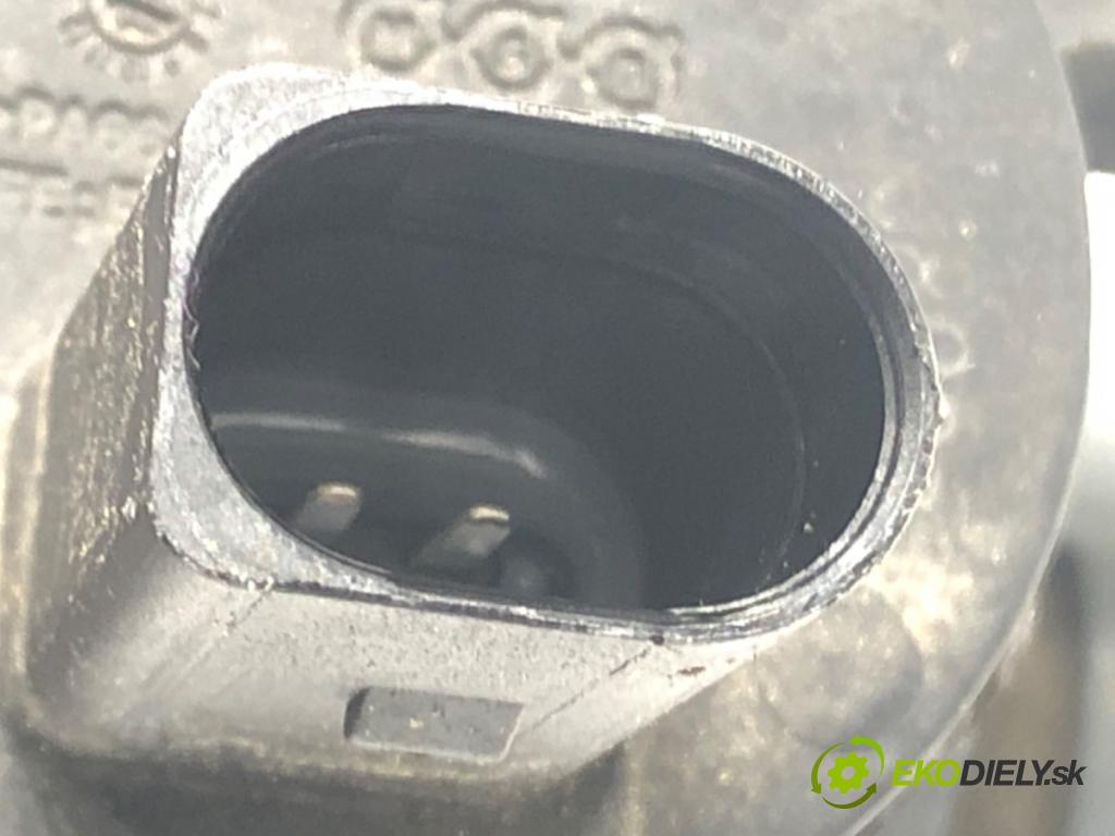 AUDI A4 Allroad B9 (8WH, 8WJ) 2016 - 2022    2.0 TFSI quattro 185 kW [252 KM] benzyna 2016 - 2022  Ventil kúrenia 4H0121671D (Ventily kúrenia)