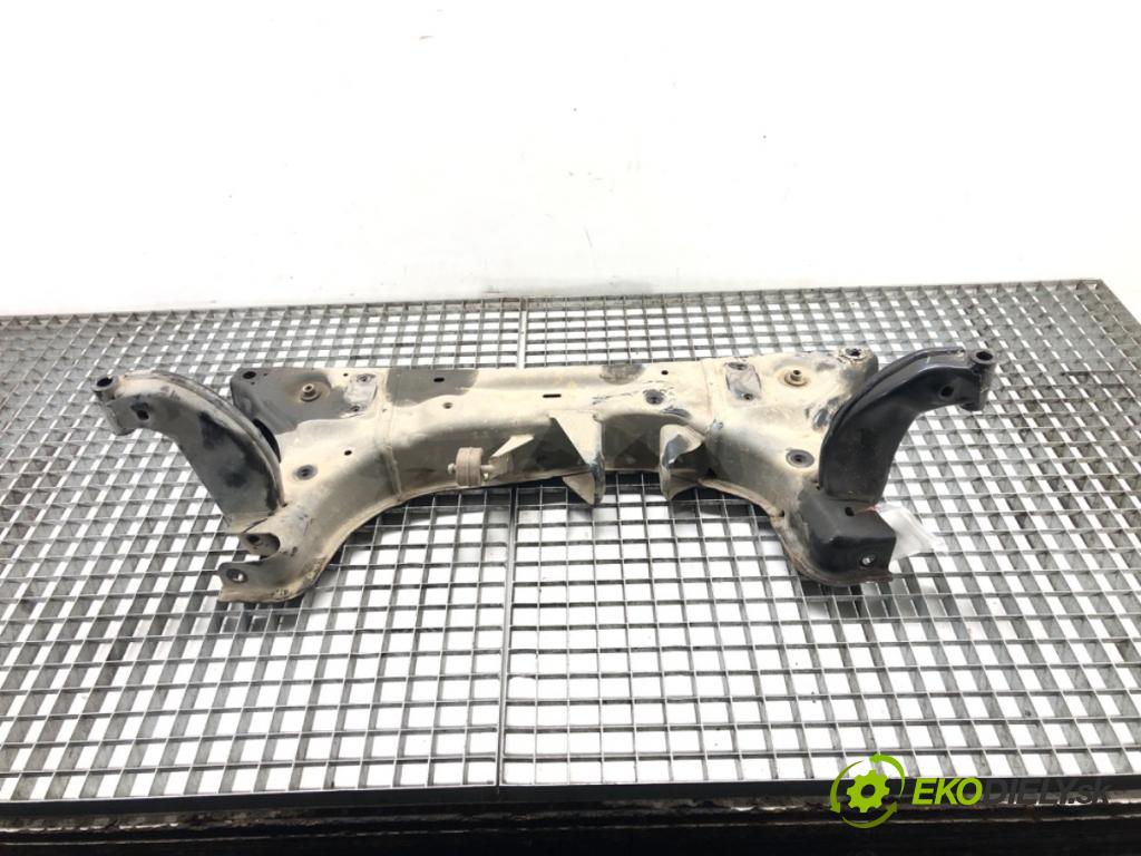 FORD ECOSPORT 2011 - 2022    1.0 EcoBoost 92 kW [125 KM] benzyna 2013 - 2022  výztuha pod motor  (Výztuhy přední)