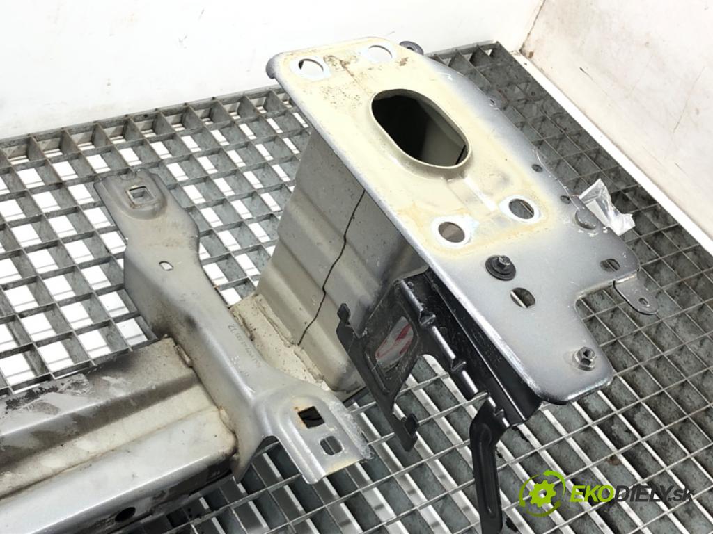 FORD ECOSPORT 2011 - 2022    1.0 EcoBoost 92 kW [125 KM] benzyna 2013 - 2022  výztuha nárazníka přední část  (Výztuhy přední)