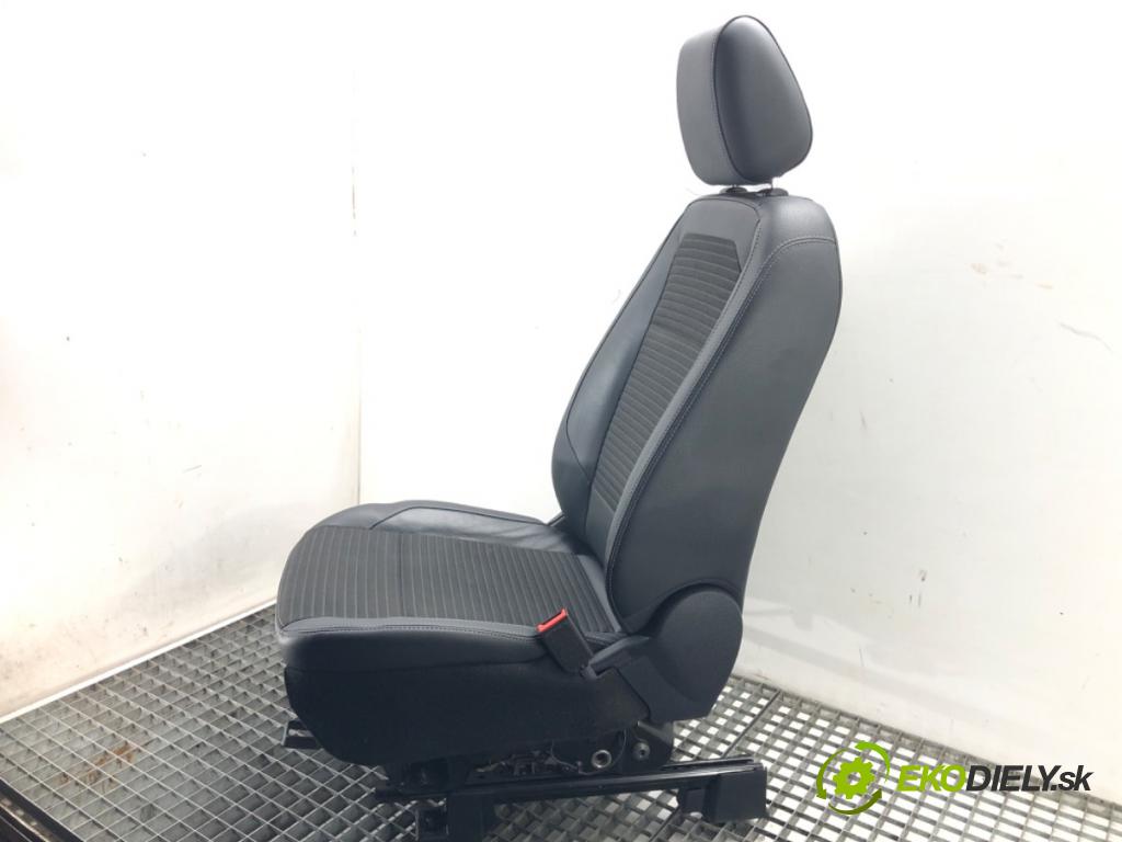 FORD ECOSPORT 2011 - 2022    1.0 EcoBoost 92 kW [125 KM] benzyna 2013 - 2022  Sedadlo pravy predný