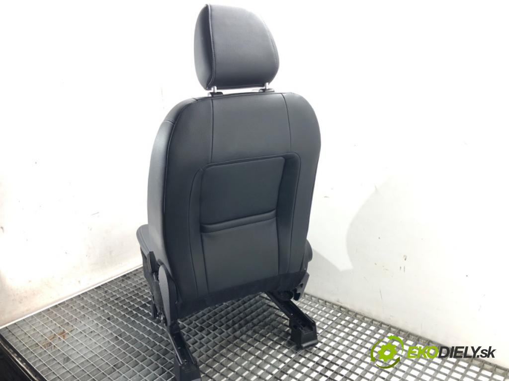 FORD ECOSPORT 2011 - 2022    1.0 EcoBoost 92 kW [125 KM] benzyna 2013 - 2022  Sedadlo pravy predný