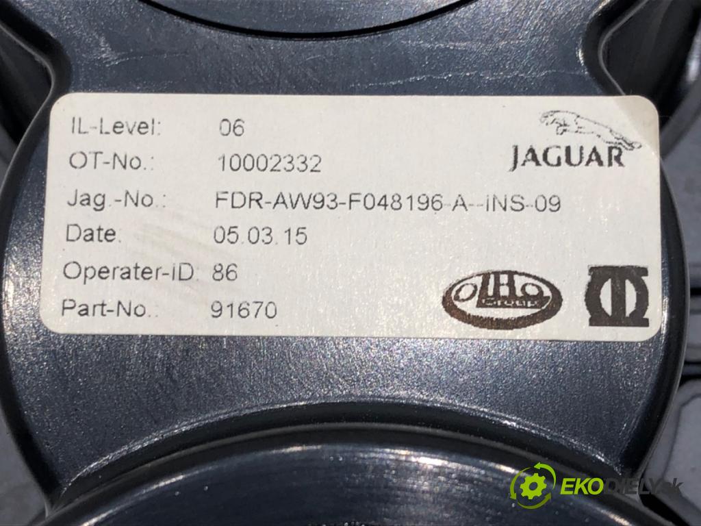 JAGUAR XJ (X351) 2009 - 2022    3.0 SDV6 202 kW [275 KM] olej napędowy 2009 - 2016  Držiak na nápoje AW93-F048196-A (Úchyty, držiaky na nápoje)