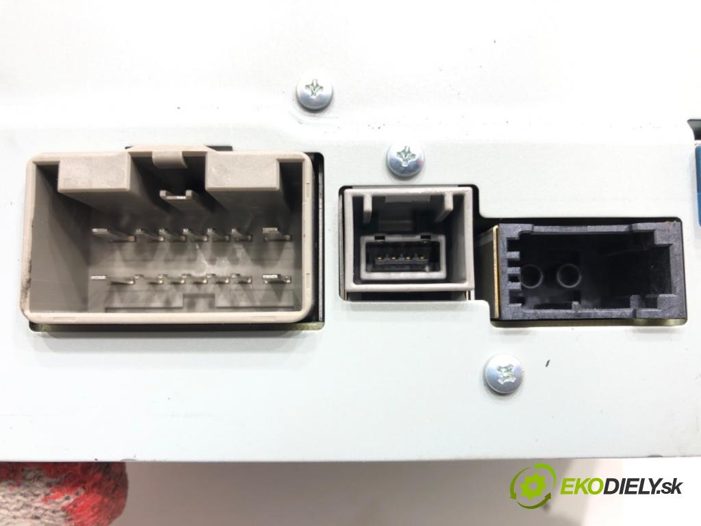 JAGUAR XJ (X351) 2009 - 2022    3.0 SDV6 202 kW [275 KM] olej napędowy 2009 - 2016  RADIO 31357756AA (Audio zariadenia)