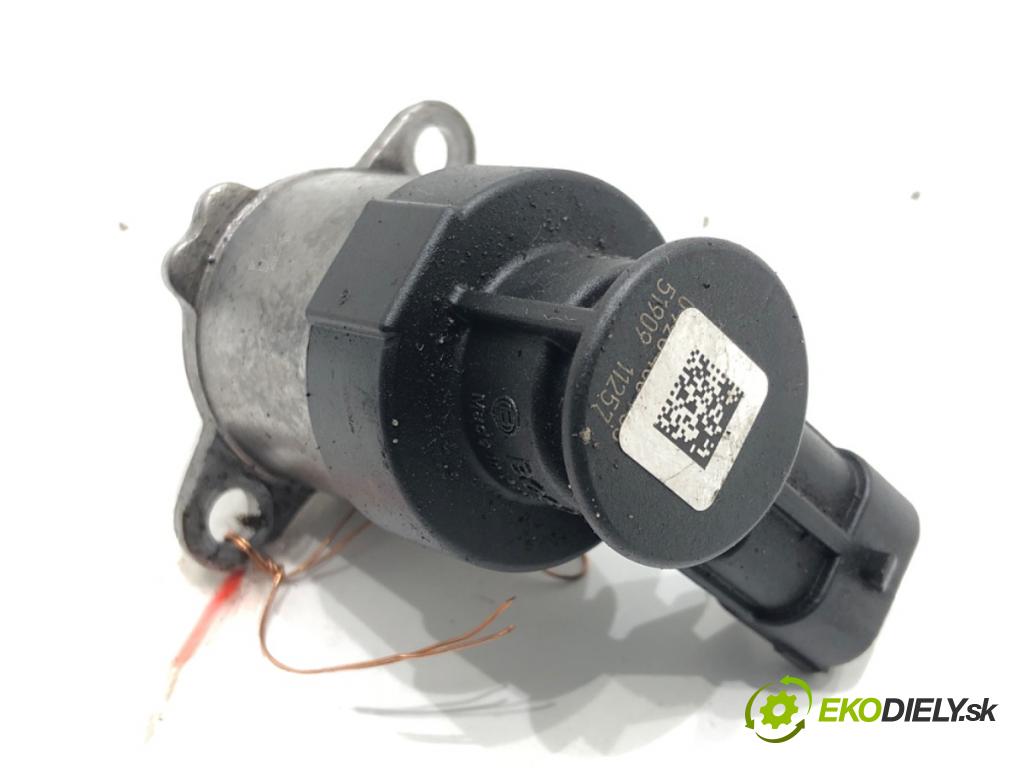 JAGUAR XJ (X351) 2009 - 2022    3.0 SDV6 202 kW [275 KM] olej napędowy 2009 - 2016  Regulátor tlaku paliva 0928400756 (Ostatné)