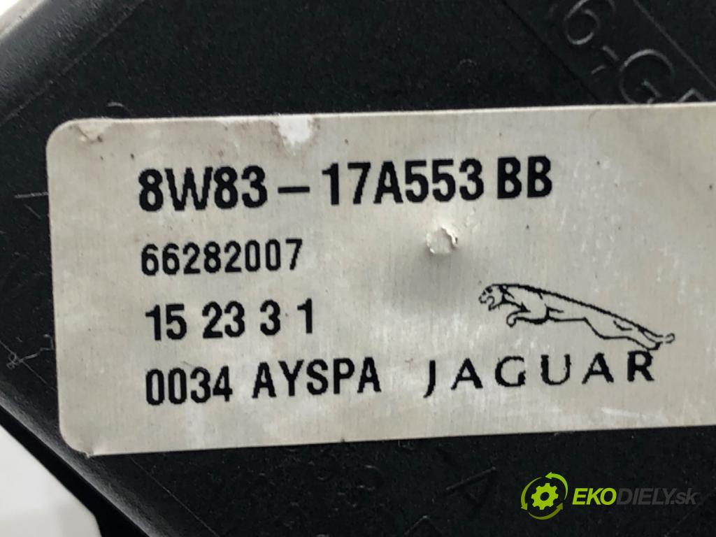 JAGUAR XJ (X351) 2009 - 2022    3.0 SDV6 202 kW [275 KM] olej napędowy 2009 - 2016  Prepínač stieračov 8W83-17A553-BB (Prepínače, spínače, tlačidlá a ovládače kúrenia)