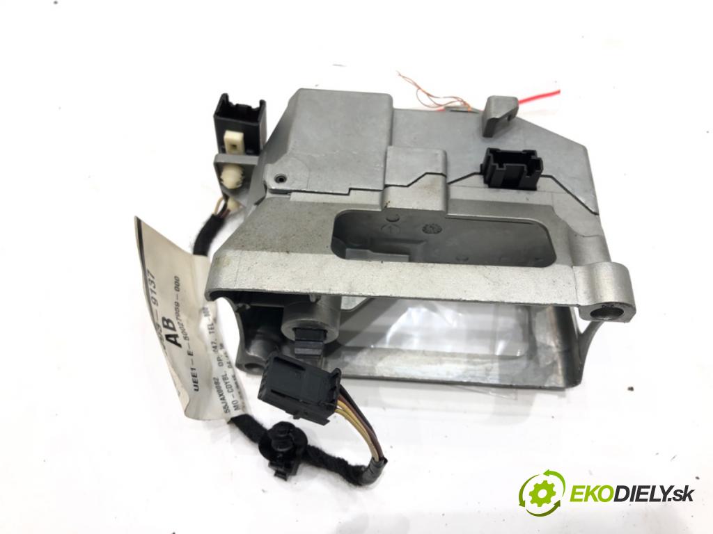 JAGUAR XJ (X351) 2009 - 2022    3.0 SDV6 202 kW [275 KM] olej napędowy 2009 - 2016  blokáda volantu DW939137AB (Ostatné)