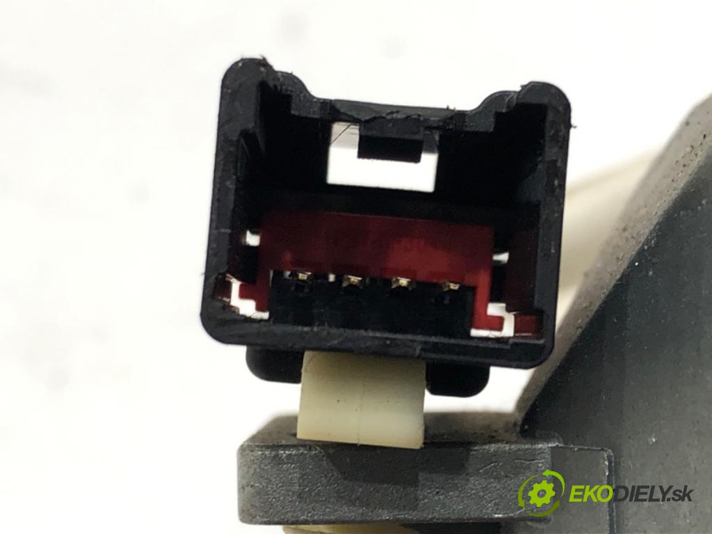 JAGUAR XJ (X351) 2009 - 2022    3.0 SDV6 202 kW [275 KM] olej napędowy 2009 - 2016  blokáda volantu DW939137AB (Ostatné)