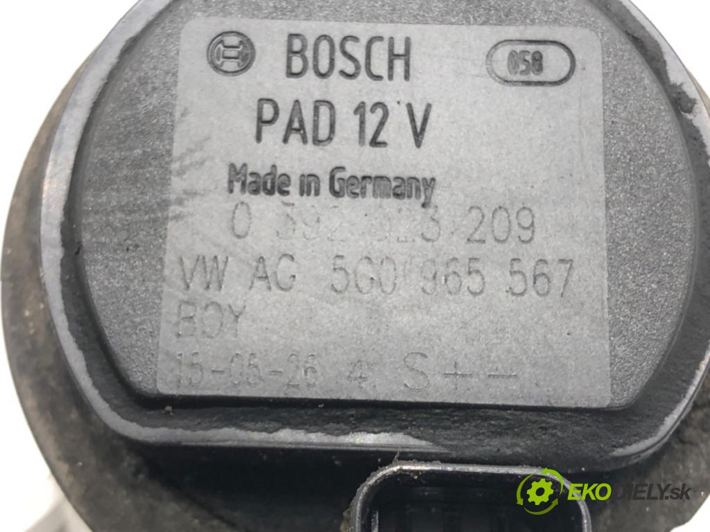 VW GOLF VII Variant (BA5, BV5) 2013 - 2022    1.6 TDI 81 kW [110 KM] olej napędowy 2013 - 2017  DALŠÍ: pumpa vody 5G0965567 (Vodní pumpy)