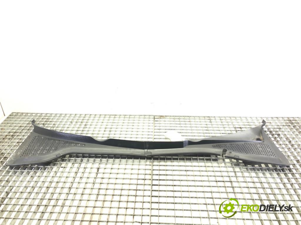 VW GOLF VII Variant (BA5, BV5) 2013 - 2022    1.6 TDI 81 kW [110 KM] olej napędowy 2013 - 2017  Torpédo, plast pod čelné okno 5G1819403A (Torpéda)