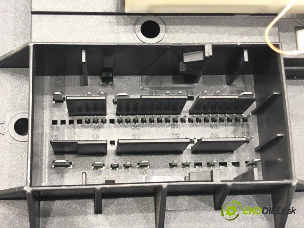 VW GOLF VII Variant (BA5, BV5) 2013 - 2022    1.6 TDI 81 kW [110 KM] olej napędowy 2013 - 2017  Modul komfortu 5Q0937086AK (Moduly komfortu)