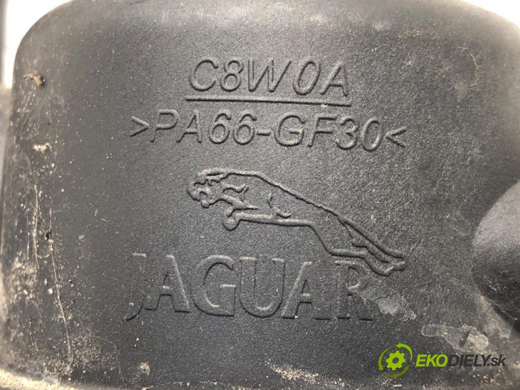 JAGUAR XJ (X351) 2009 - 2022    3.0 SDV6 202 kW [275 KM] olej napędowy 2009 - 2016  Obal termostatu 9X23-8A586-AD (Príruby, termostaty a obaly termostatov)