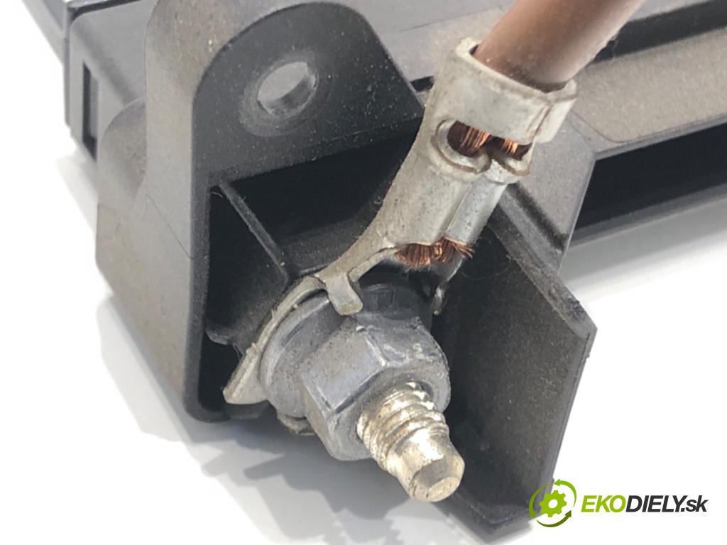 VW GOLF VII Variant (BA5, BV5) 2013 - 2022    1.6 TDI 81 kW [110 KM] olej napędowy 2013 - 2017  topné těleso radiátor topení elektrická 5Q0963235D (Radiátory topení)