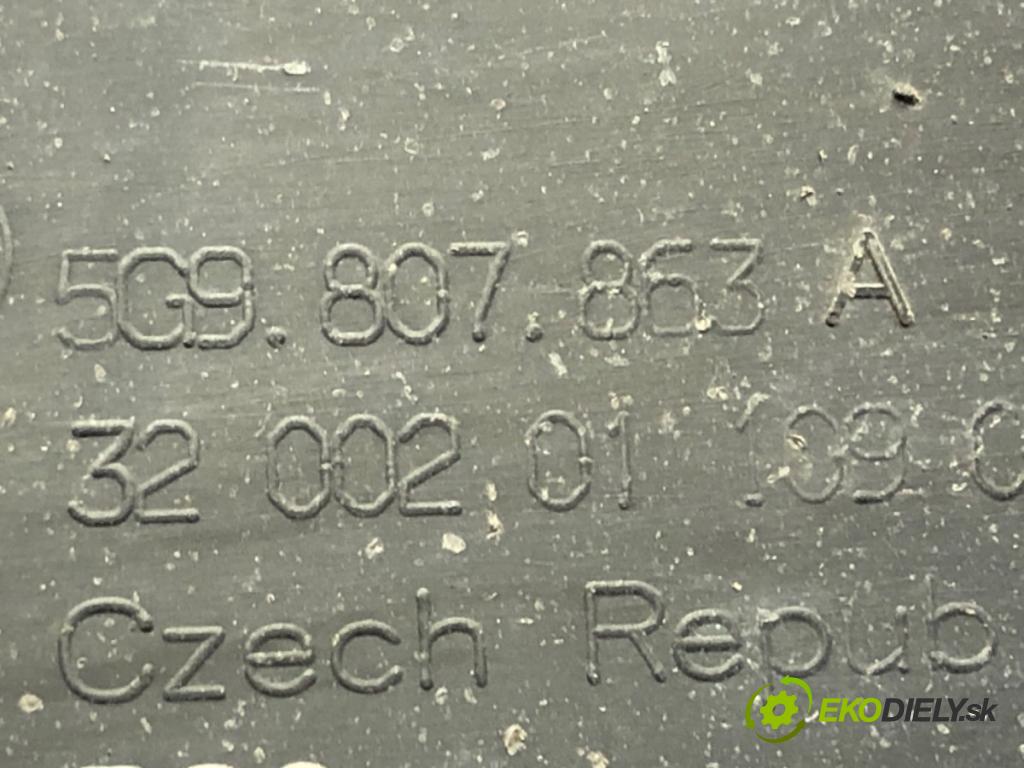 VW GOLF VII Variant (BA5, BV5) 2013 - 2022    1.6 TDI 81 kW [110 KM] olej napędowy 2013 - 2017  vsuvky nárazníka zadní část 5G9807863A