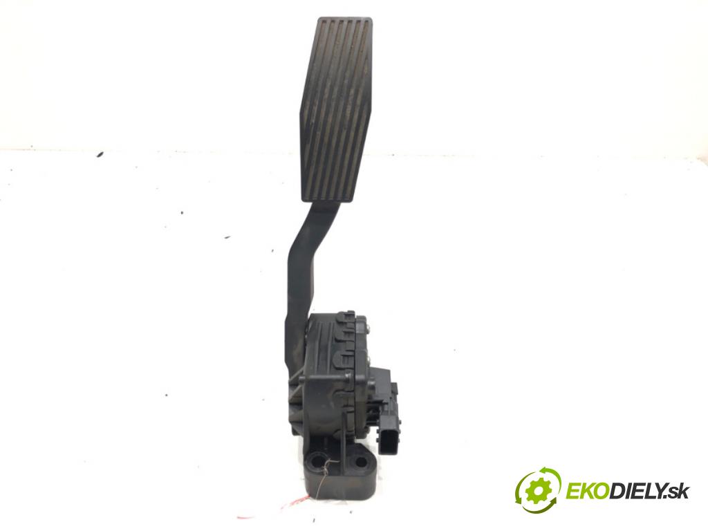 OPEL ASTRA G liftback (T98) 1998 - 2009    1.4 (F08, F48) 66 kW [90 KM] benzyna 2007 - 2009  Potenciometer plynu 9157998BK (Pedále)