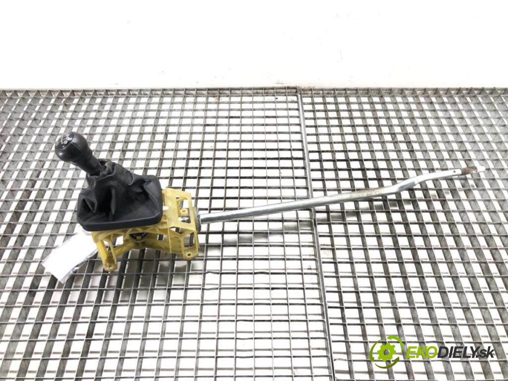 OPEL ASTRA G liftback (T98) 1998 - 2009    1.4 (F08, F48) 66 kW [90 KM] benzyna 2007 - 2009  Kulisa 8026602301 (Rýchlostné páky / kulisy)