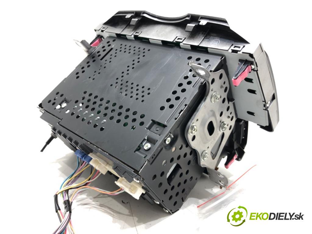 TOYOTA YARIS (_P9_) 2005 - 2014    1.0 VVT-i (KSP90_) 51 kW [69 KM] benzyna 2005 - 2011  RADIO 86120-0D200 (Audio zariadenia)