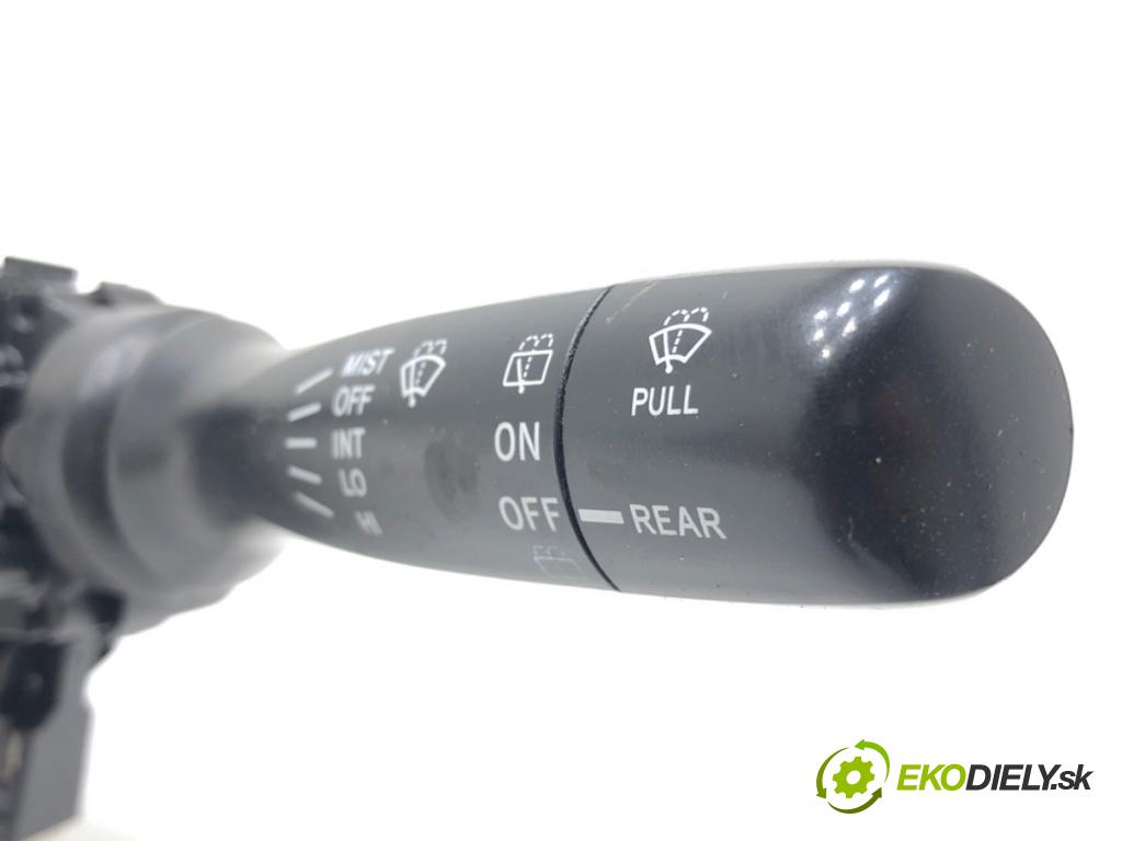 TOYOTA YARIS (_P9_) 2005 - 2014    1.0 VVT-i (KSP90_) 51 kW [69 KM] benzyna 2005 - 2011  Prepínač kombinovaný 17F143 (Prepínače, spínače, tlačidlá a ovládače kúrenia)