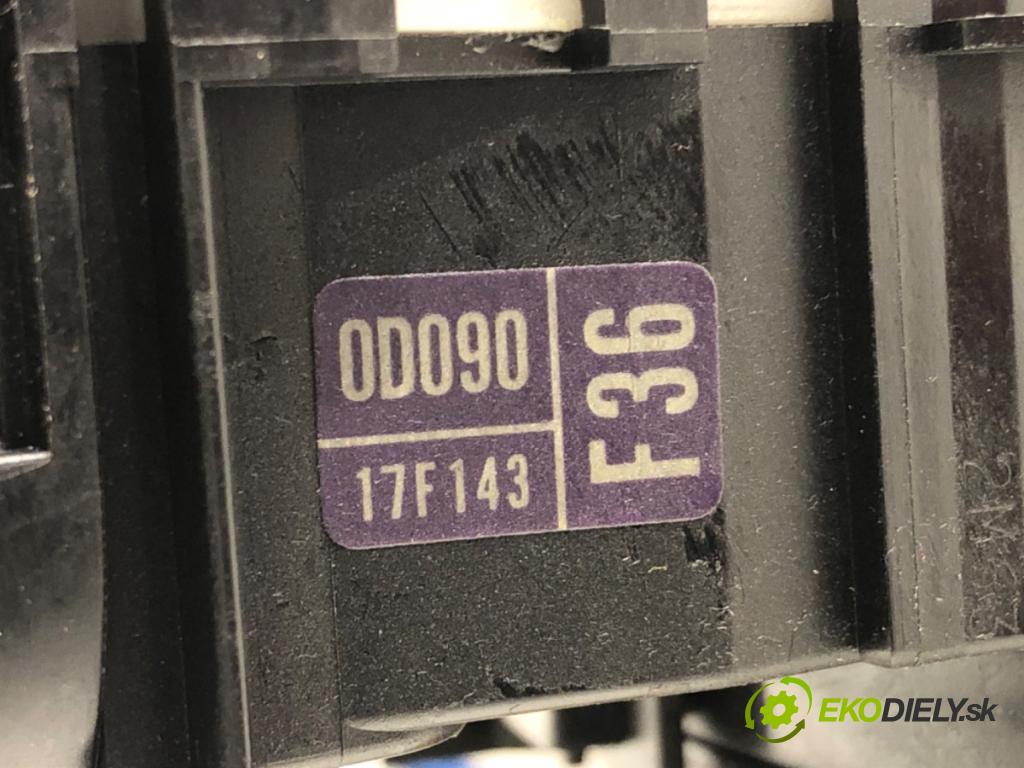 TOYOTA YARIS (_P9_) 2005 - 2014    1.0 VVT-i (KSP90_) 51 kW [69 KM] benzyna 2005 - 2011  Prepínač kombinovaný 17F143 (Prepínače, spínače, tlačidlá a ovládače kúrenia)