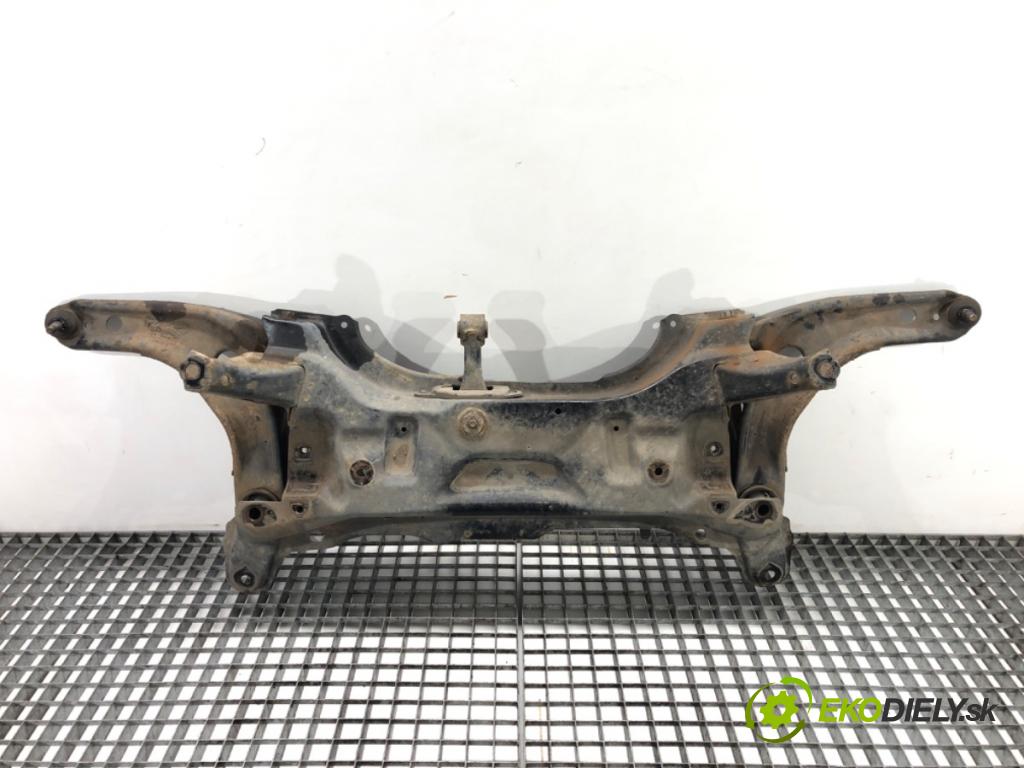 TOYOTA YARIS (_P9_) 2005 - 2014    1.0 VVT-i (KSP90_) 51 kW [69 KM] benzyna 2005 - 2011  výztuha pod motor  (Výztuhy přední)