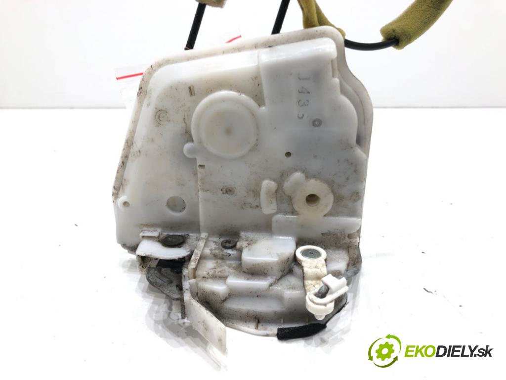 MAZDA 3 (BL) 2008 - 2014    1.6 MZR (BL14) 77 kW [105 KM] benzyna 2008 - 2014  zámok dveře levý přední část