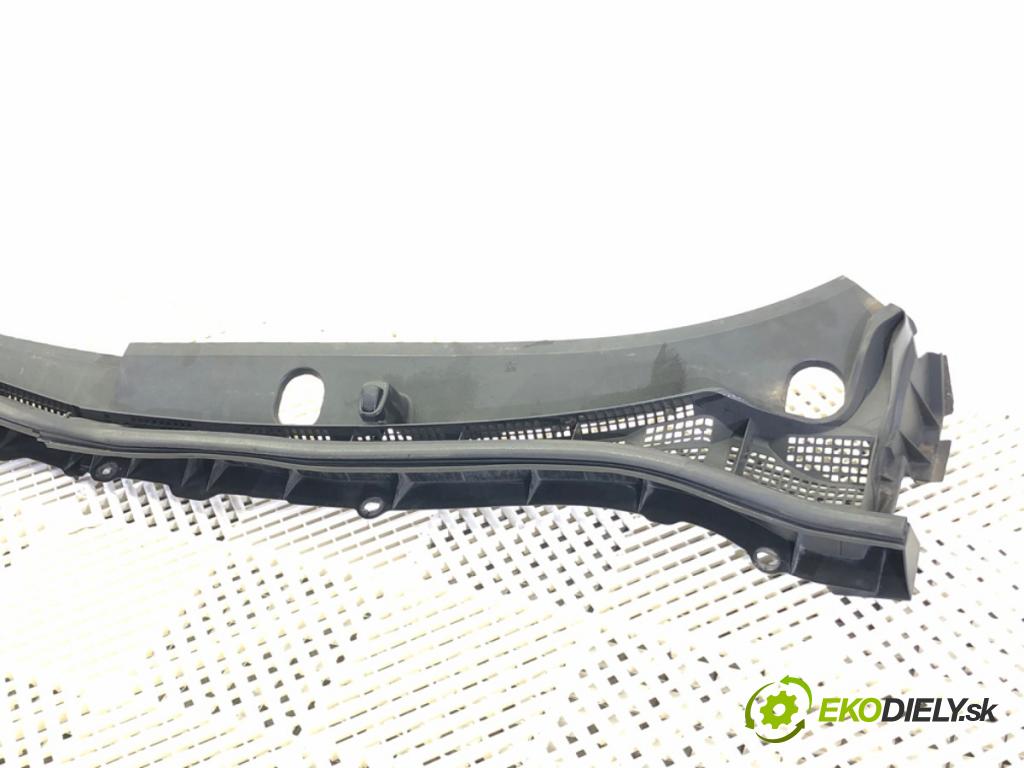 MAZDA 3 (BL) 2008 - 2014    1.6 MZR (BL14) 77 kW [105 KM] benzyna 2008 - 2014  Torpédo, plast pod čelné okno BBM4507R1 (Torpéda)