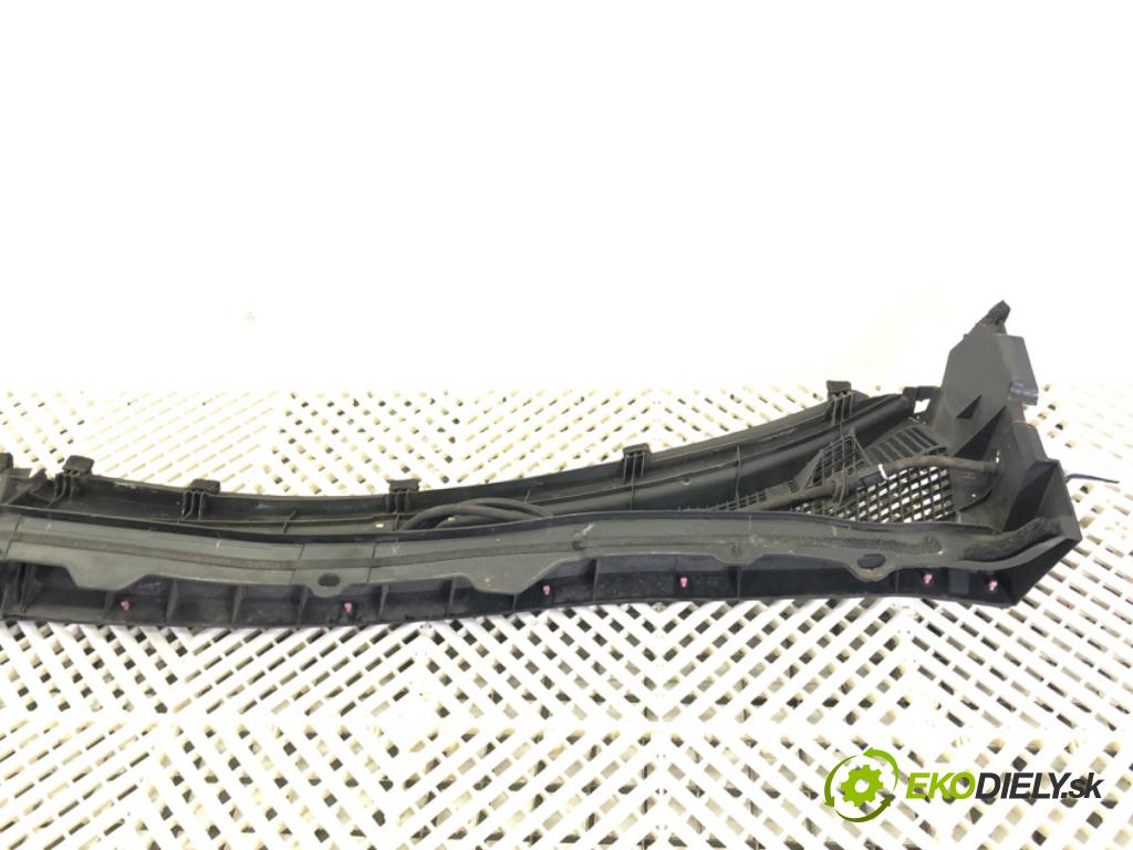 MAZDA 3 (BL) 2008 - 2014    1.6 MZR (BL14) 77 kW [105 KM] benzyna 2008 - 2014  Torpédo, plast pod čelné okno BBM4507R1 (Torpéda)