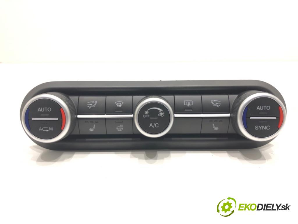 ALFA ROMEO STELVIO (949_) 2016 - 2022    2.0 (949AXA2A) 206 kW [280 KM] benzyna 2016 - 2022  Panel ovládania kúrenia 01561390670 (Prepínače, spínače, tlačidlá a ovládače kúrenia)