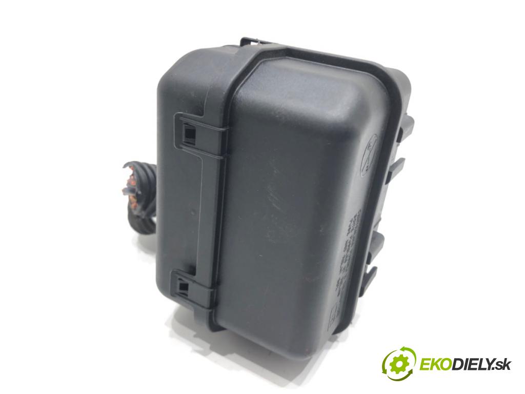 ALFA ROMEO STELVIO (949_) 2016 - 2022    2.0 (949AXA2A) 206 kW [280 KM] benzyna 2016 - 2022  skříňka poistková  (Pojistkové skříňky)