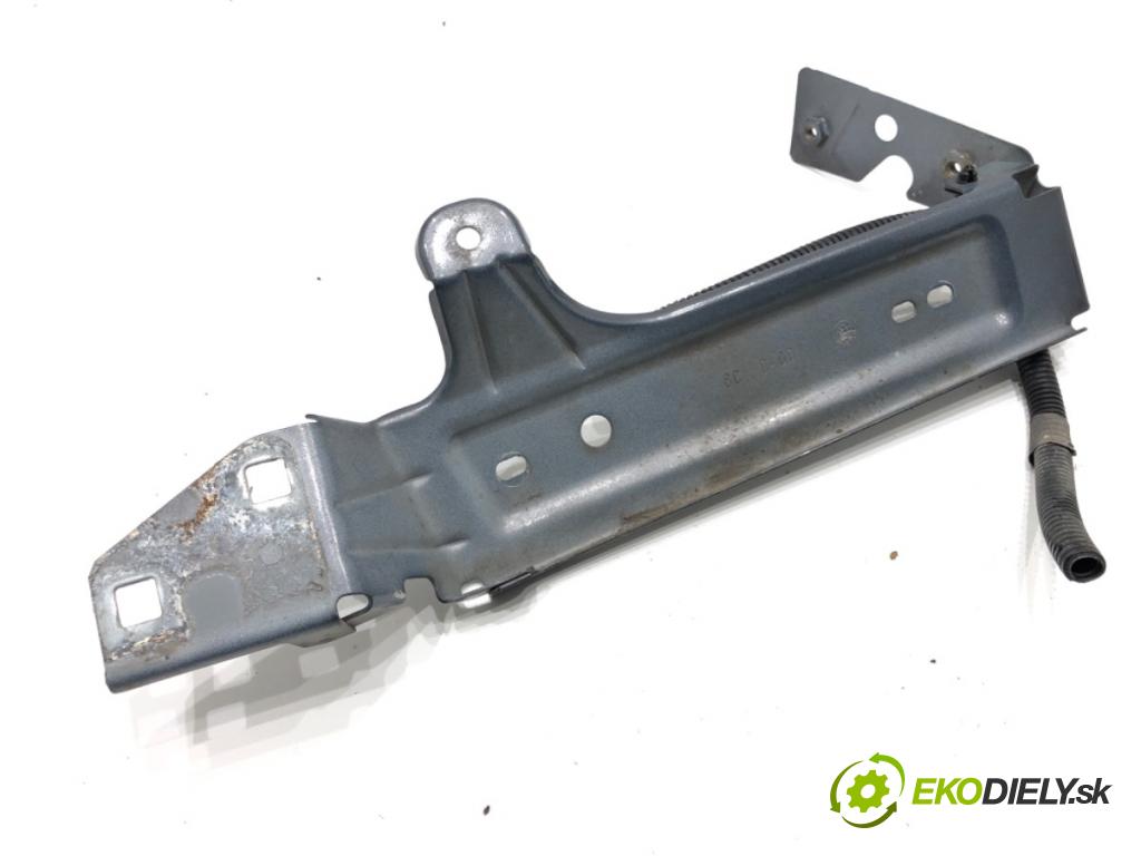 ALFA ROMEO STELVIO (949_) 2016 - 2022    2.0 (949AXA2A) 206 kW [280 KM] benzyna 2016 - 2022  uchycení blatníka pravý přední část